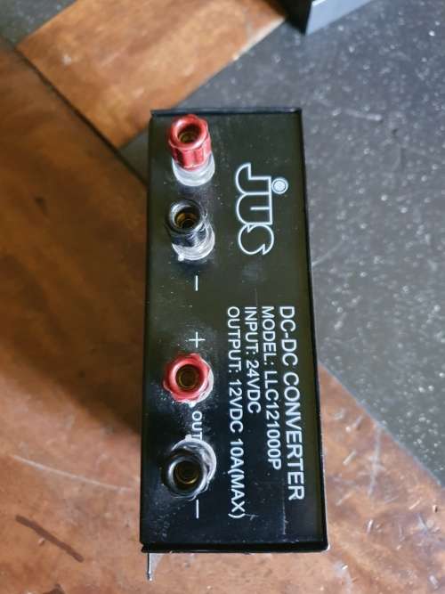 24v DC-DC Convertor+  Labgear 1-4 HDMI Splitter