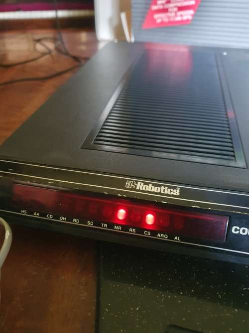 ` RESERVED FOR JOHN GROBLER`  Robotics Courier HST Modem