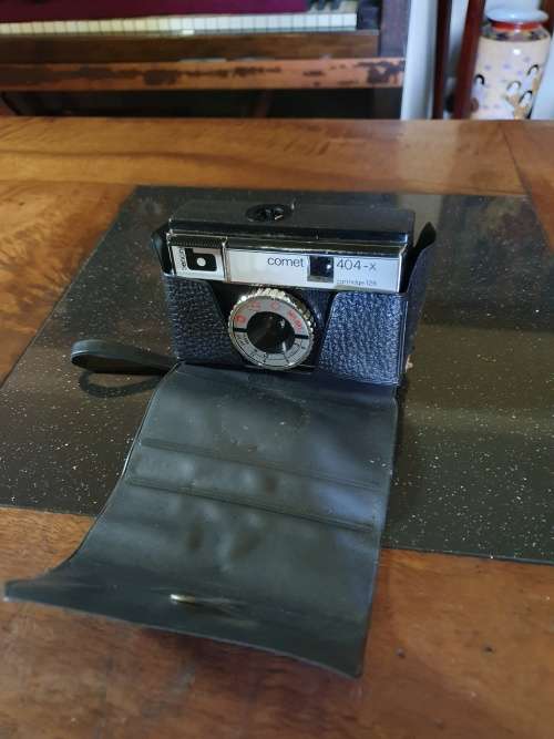 Vintage Comet 404 Camera