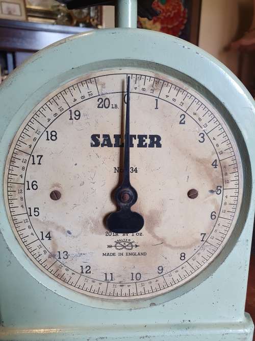 Vintage Salter Scale No 34