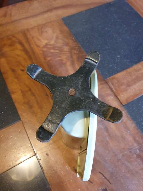 Vintage Salter Scale No 34