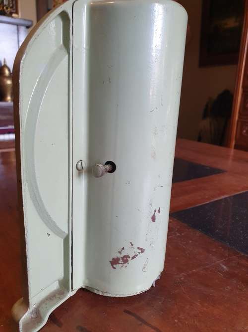 Vintage Salter Scale No 34