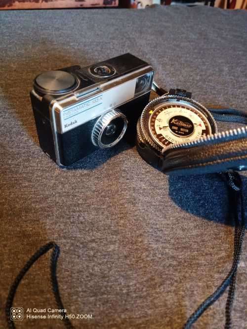 Vintage Kodak Instamatic 133X Plus Kalimar Super De Luxe Zone Meter K-466