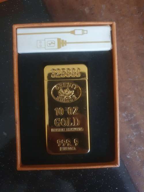 Credit Suisse 10 oz Gold Bullion 999.9  Lighter