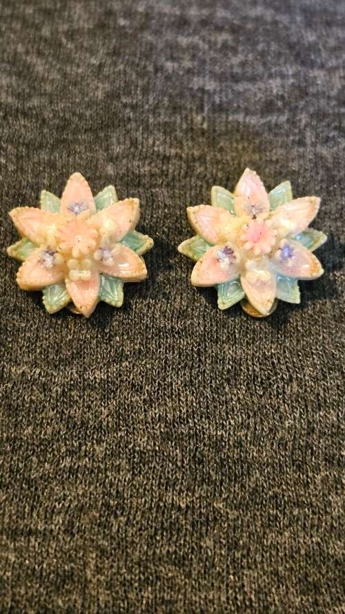 Gorgeous Set of 1930s-1950s Porcelain Earings