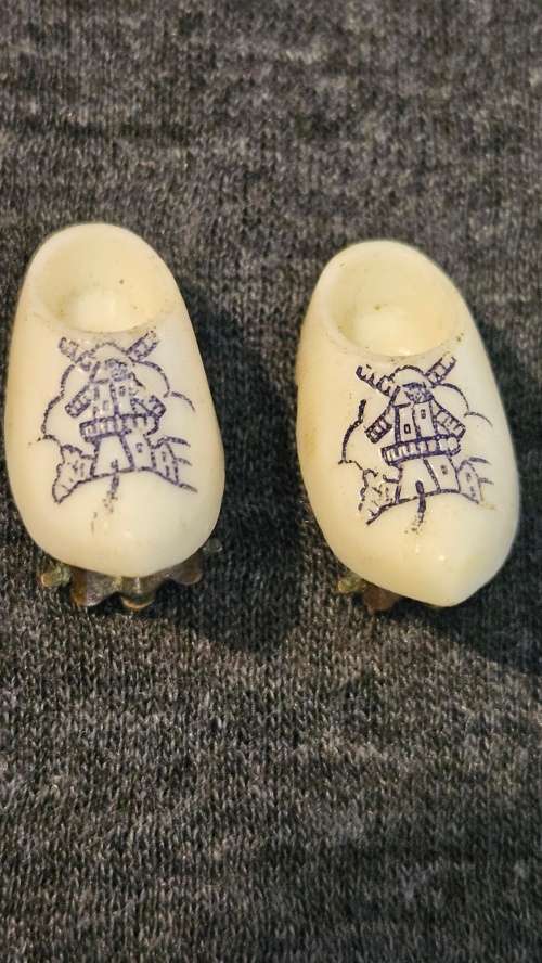 Gorgeous Set of 1930s-1950s Porcelain Earings