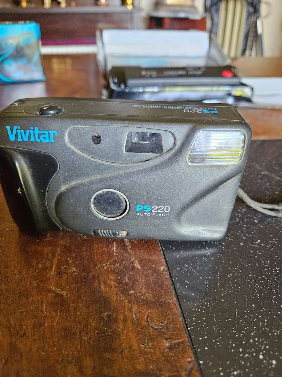 Various Vintage Cameras