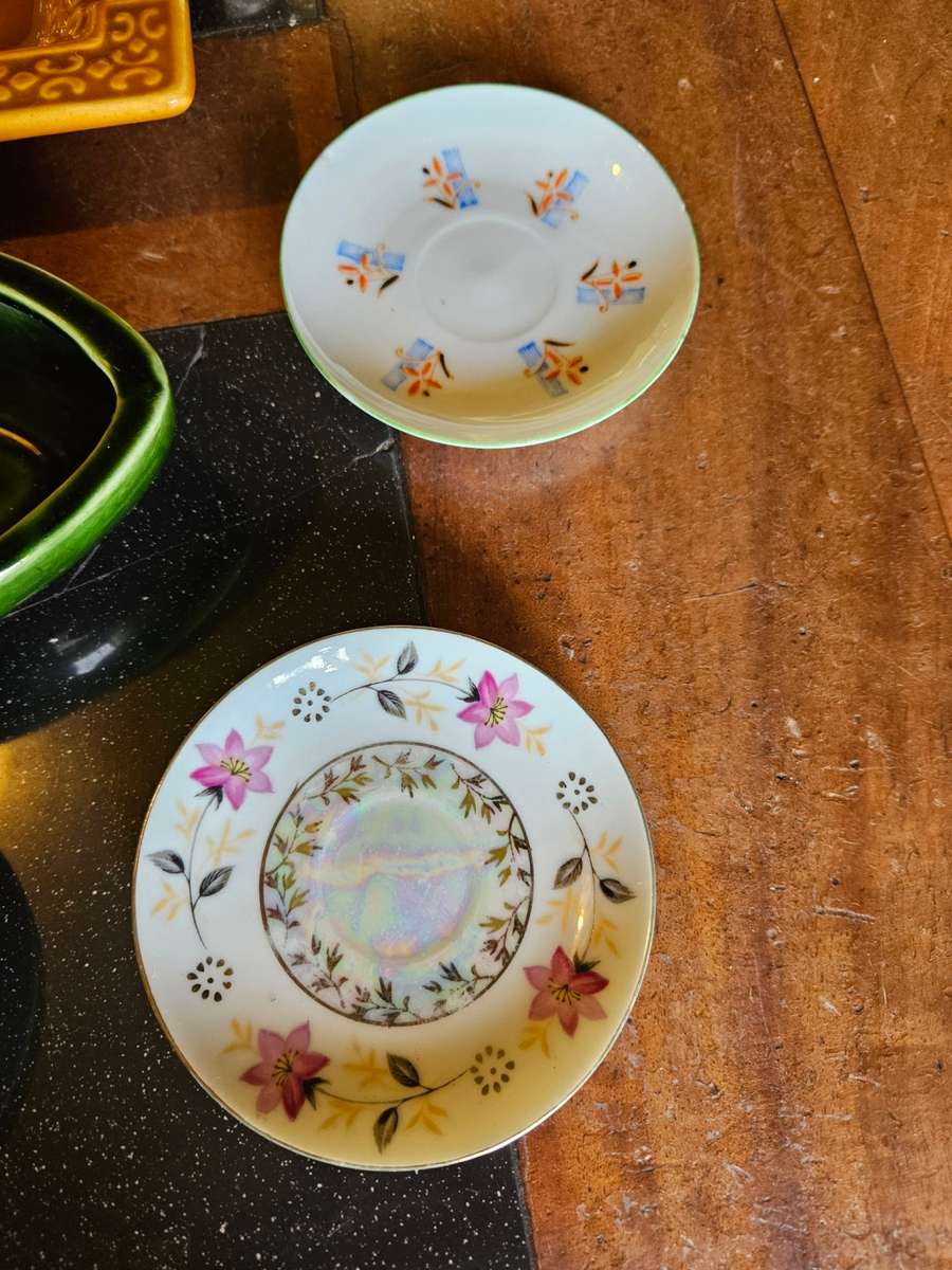 Variety of Vintage Lucia Ware plus other Ceramics