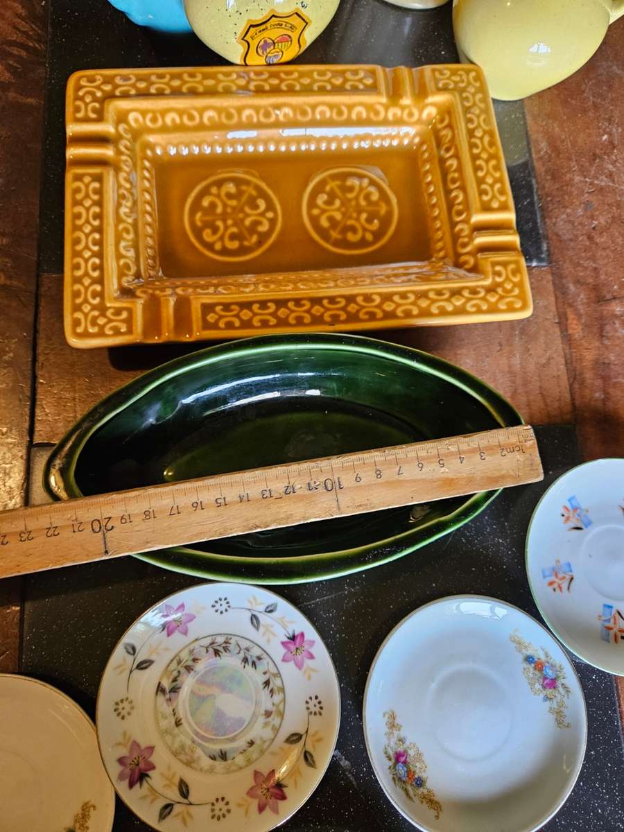 Variety of Vintage Lucia Ware plus other Ceramics