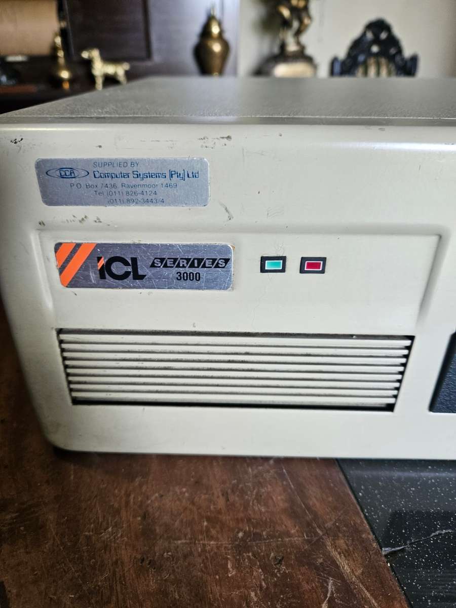 Vintage ICL Computer Series 3000
