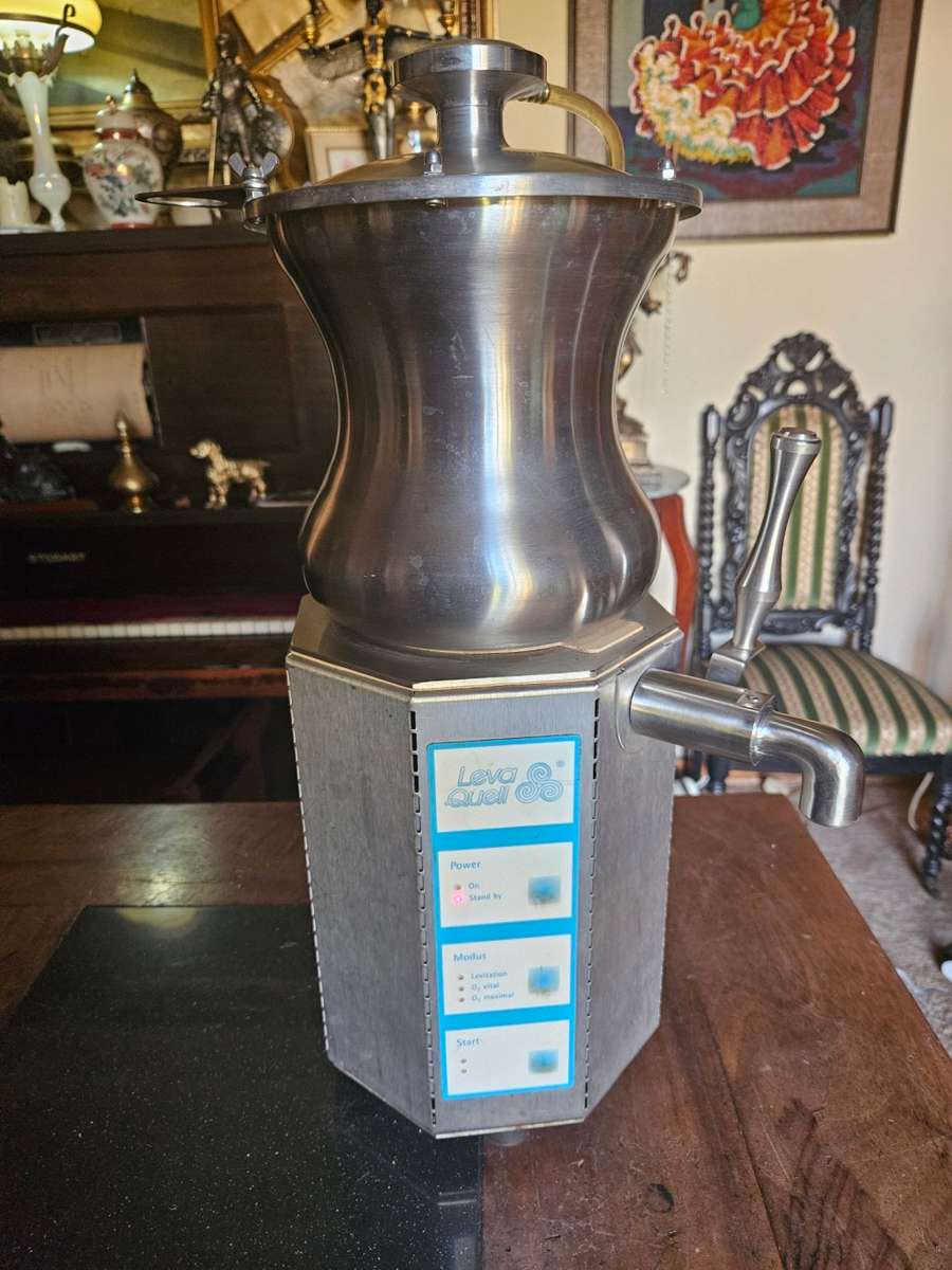 LEVA QUEll Water Levitating Machine