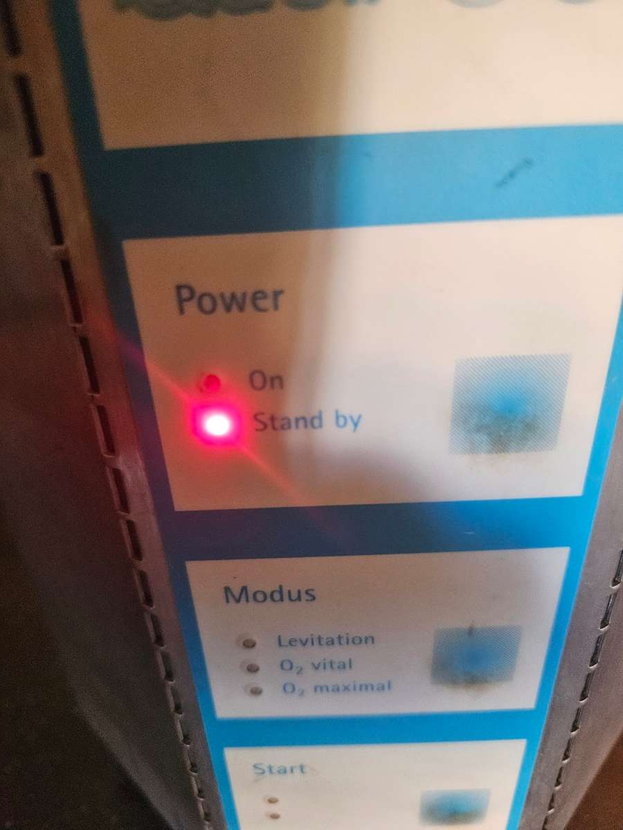 LEVA QUEll Water Levitating Machine