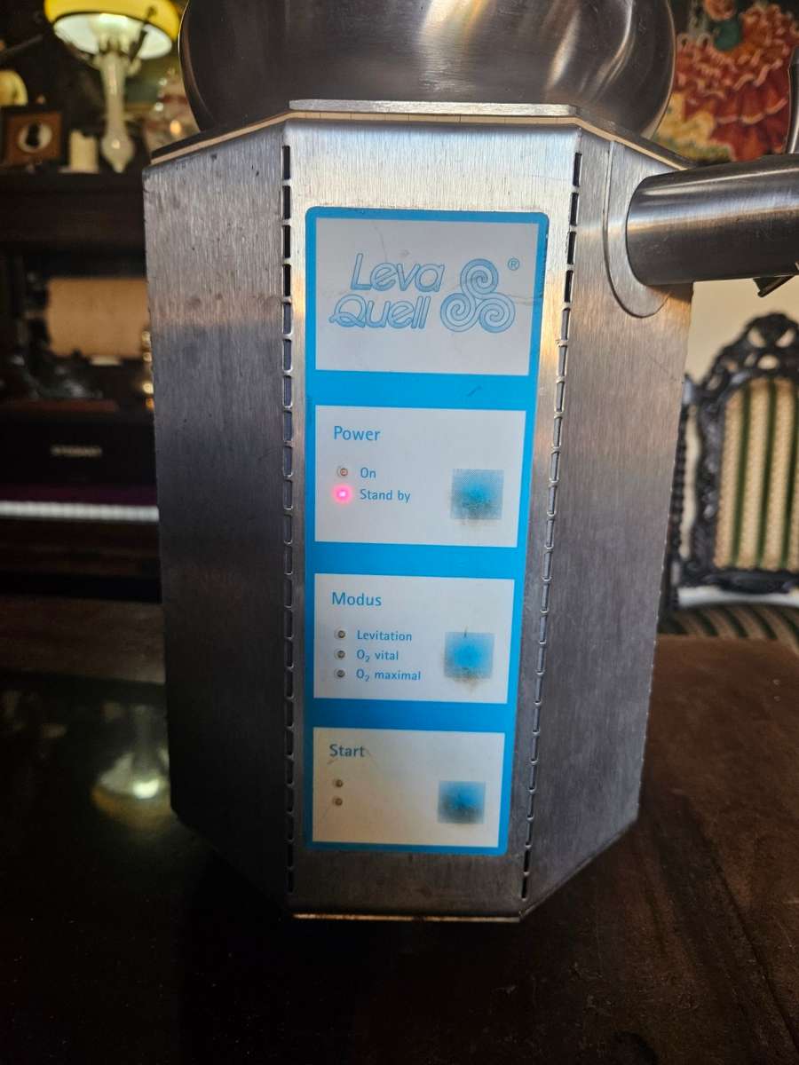 LEVA QUEll Water Levitating Machine