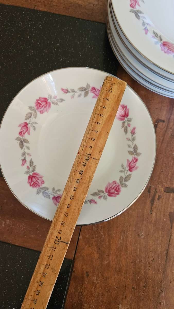 Noritake Carmin Plates & Bowls