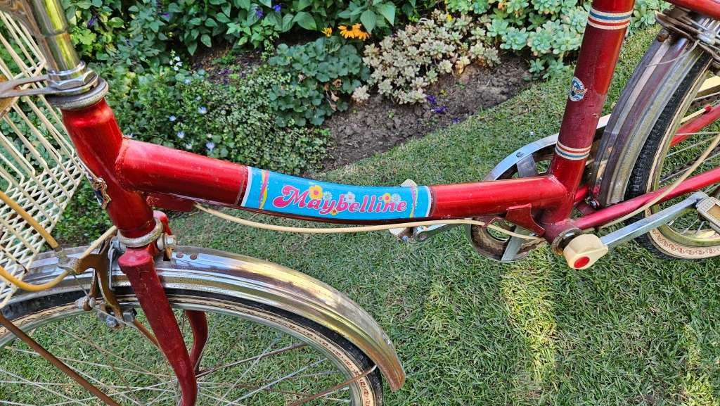 Vintage Western Maybelline Ladies Bicycle