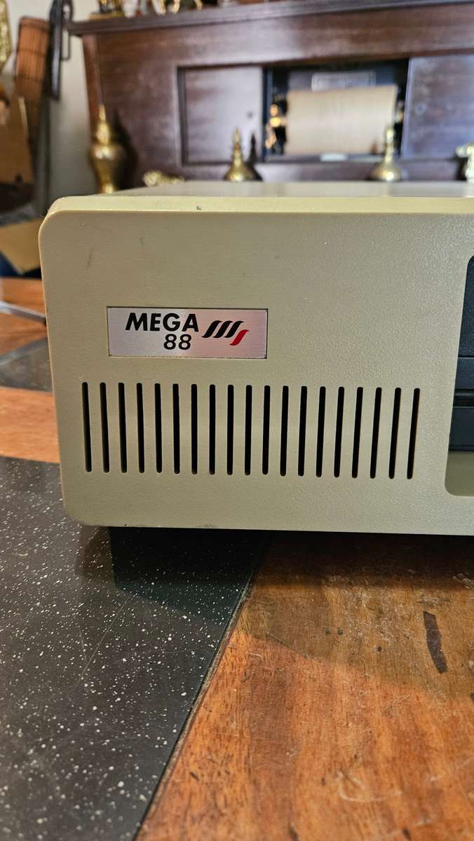 Mega 8 Drive Unit