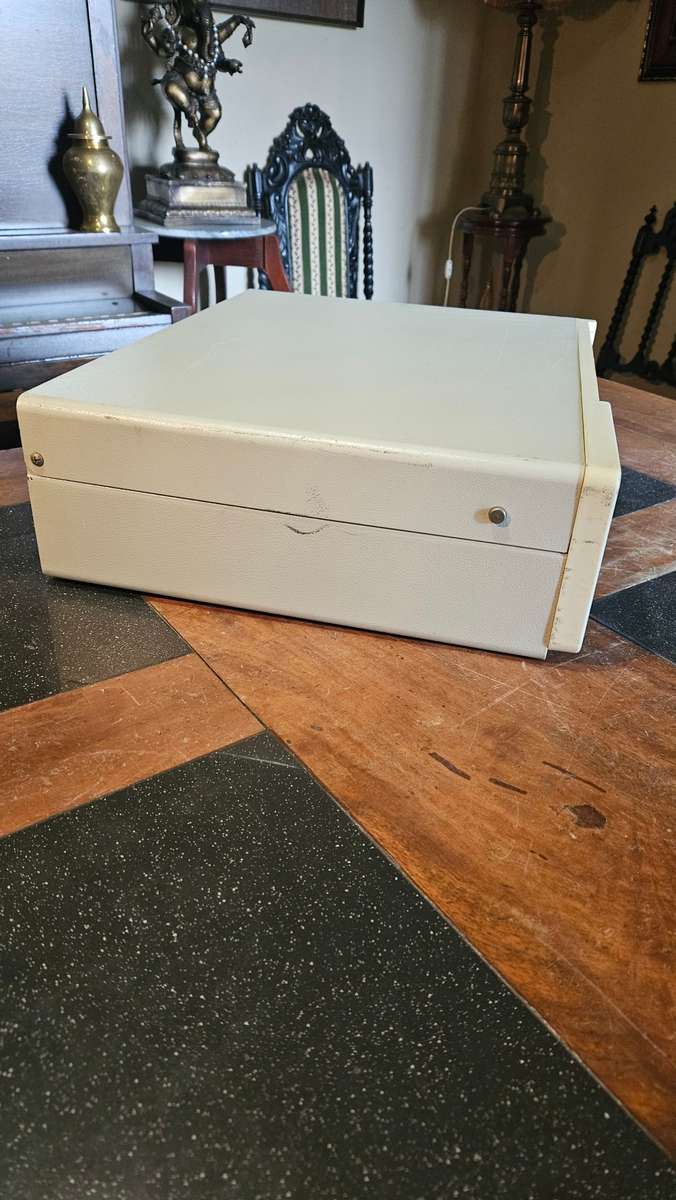 PC 100 Computer Drive Unit