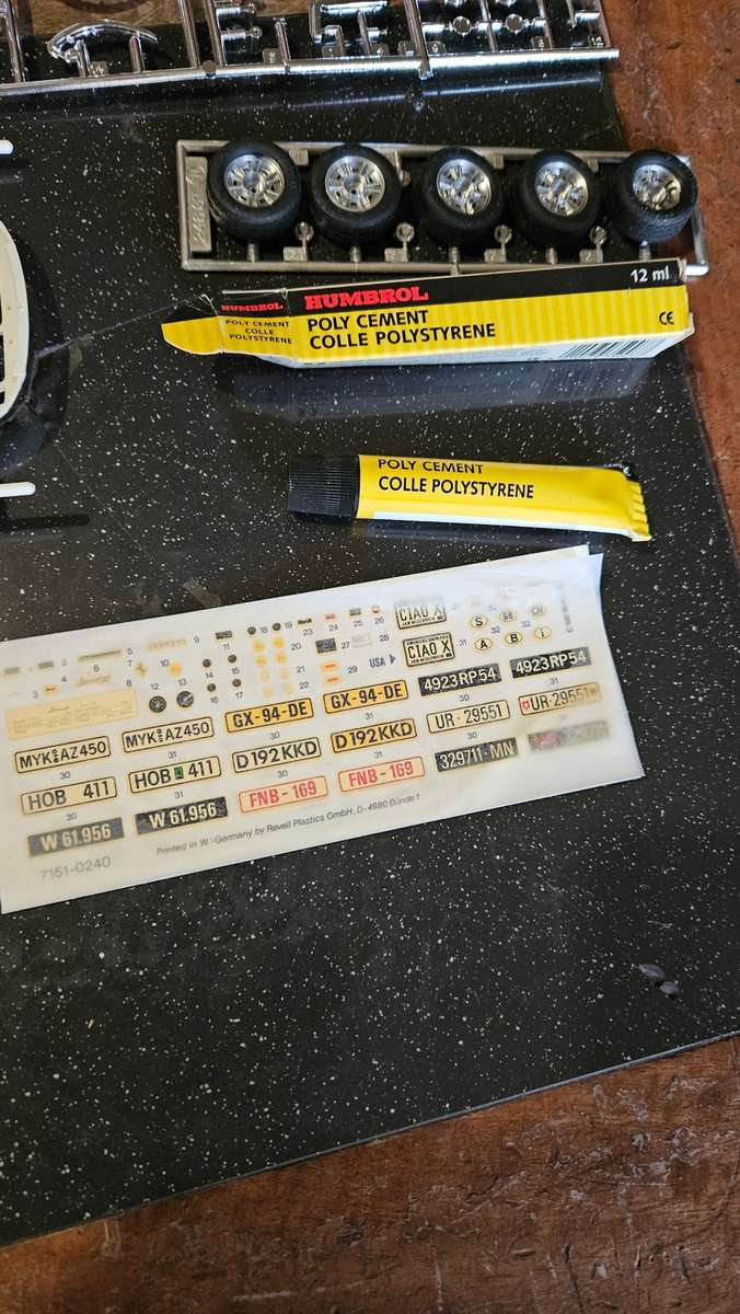 Ferrari Dino 246 GT Scale 1-24 by Revell Premium