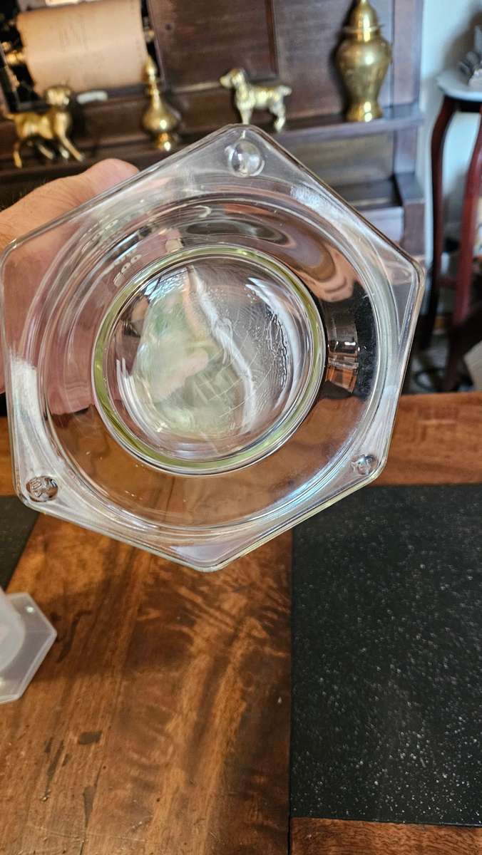 Tall Glass & Plastic Beakers