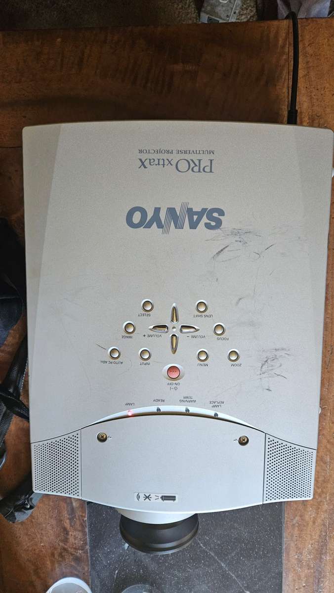 Large Sanyo Pro-Extrax Multiverse Projector