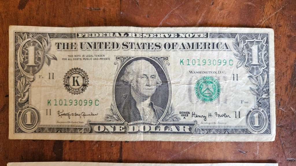 2 X USA One Dollar Bank Notes