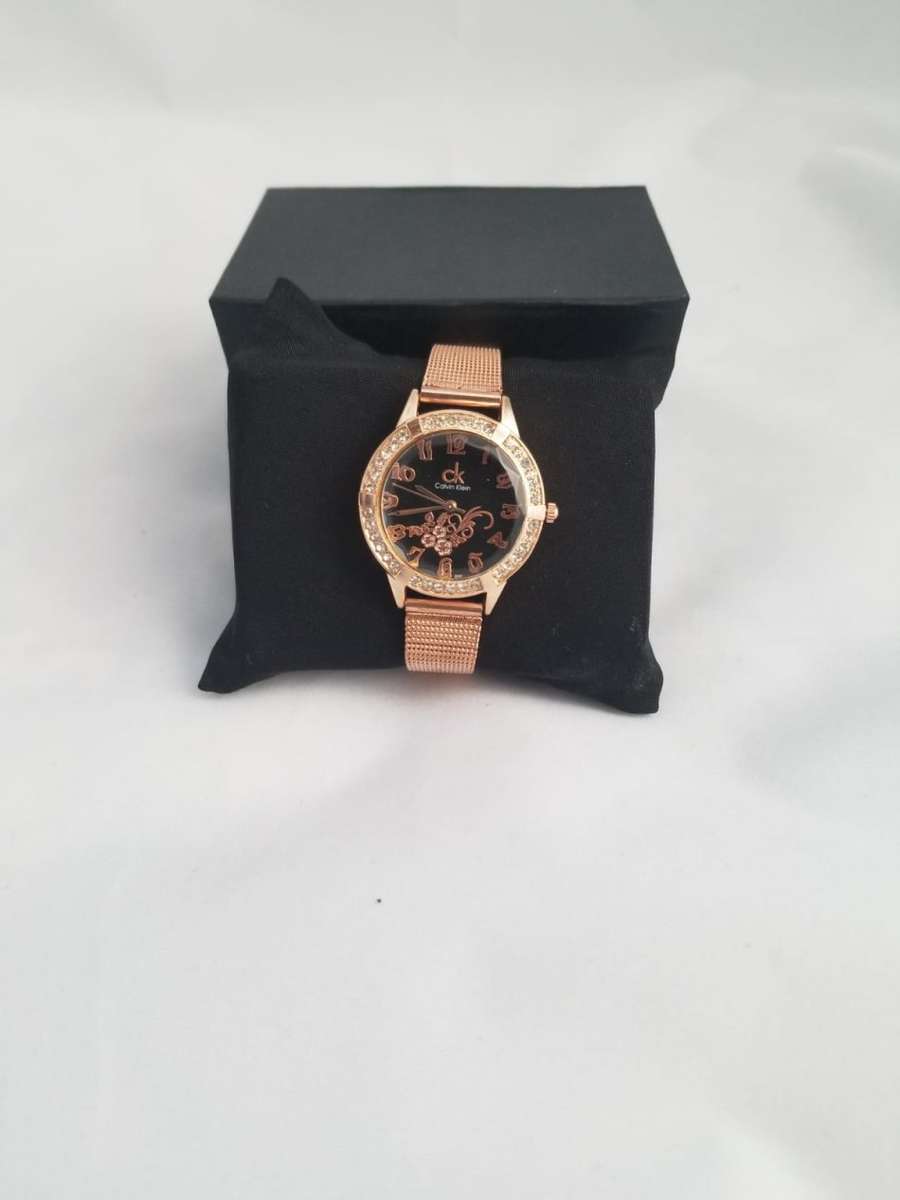 New Classic Luxury Rhinestone Women Wrist Watches