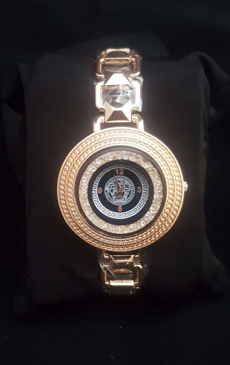 Women Quartz Wrist Fashion Luxury Gold Stainless Steel Band Wrist Watch