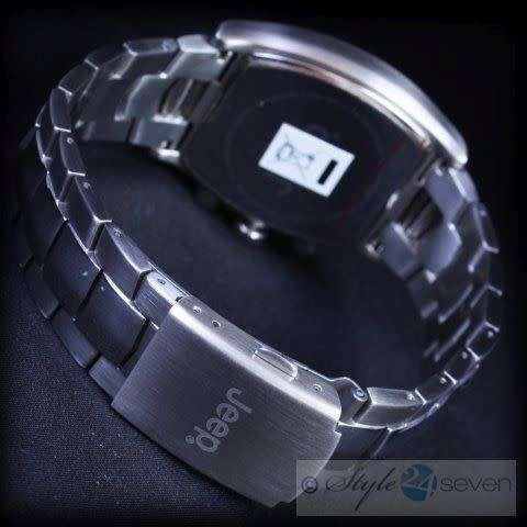 JEEP GENTS AUTHENTIC CHRONOGRAPH WATCH *ONLY ONE AVAILABLE