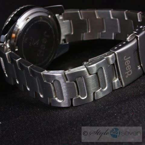 JEEP GENTS AUTHENTIC 50m WATER RESISTANT WATCH **ONLY ONE AVAILABLE