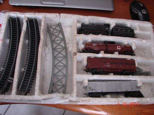 Lima HO - SAR train set in reasonable condition - please see comments