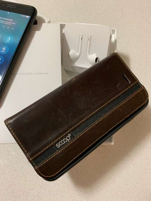 iPhone 7  128GB Black (As new)