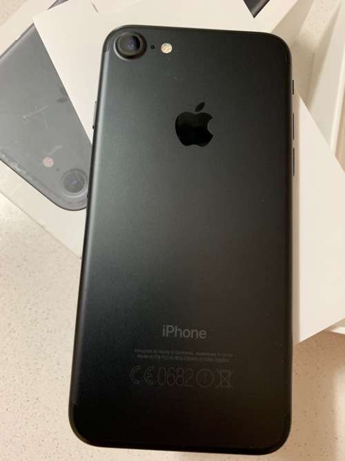 iPhone 7  128GB Black (As new)
