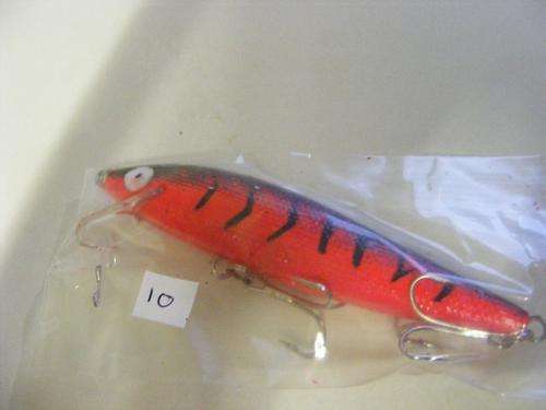 FISHING LURE (10)