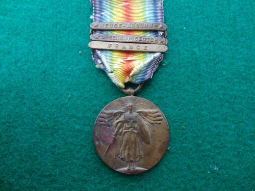 US VICTORY MEDAL - 3 BARS MEUSE - ARGONNE,DEFENSIVE SECTOR & FRANCE
