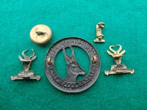 1 SA INFANTRY (CAPE REGT) CAP , PAIR COLLARS & BUTTON - SCARCE