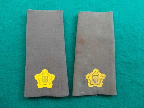 SADF MAJOR RUBBERISED RANK SLIDES