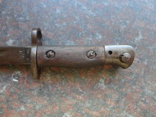PATTERN 1907 WILKINSON BAYONET 'WSC' MARKED - NO SCABBARD - SOME PITTING TO BLADE