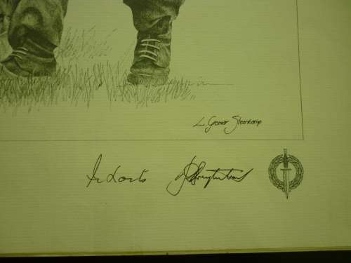RECCE NUMBERED PENCIL SKETCH - SIGNED BY MAJ GENERAL F LOOTS