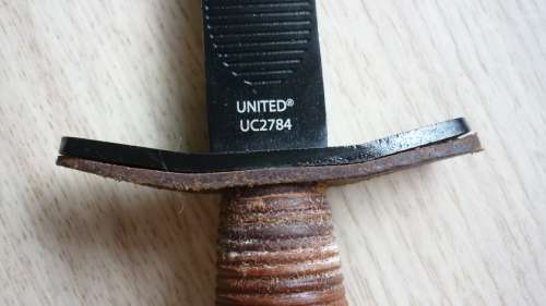 WW2 U.S. SPECIAL FORCES FIGHTING KNIFE-REPLICA-WITH FACSIMILE SIGNATURE COL. A BANKS-SEE DESCRIPTION