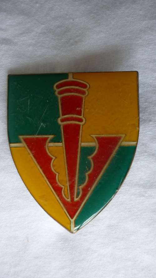 GROUP 9 H/Q FLASH - 1 PIN SQUASHED -