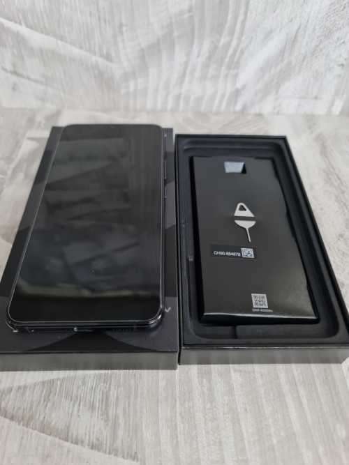 Samsung Galaxy S22+ Plus 256GB