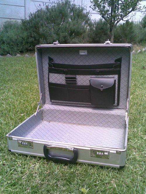 Aluminium briefcase