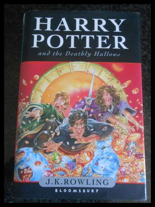 JK ROWLING - Harry Potter and the Deathly Hallows - First Edition  1st Printing - Hardback