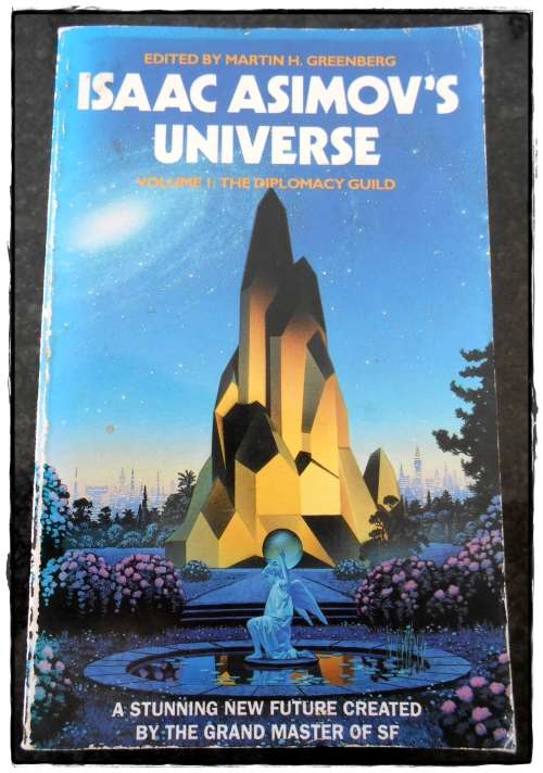 Isaac Asimov`s Universe - Volume 1 - GRAFTON Publishers - Paperback in Good Condition*