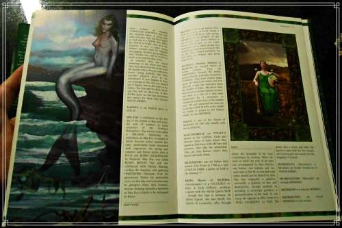 FAIRIES: The Encyclopaedia of Fairies - ANNA FRANKLIN - FIRST EDITION - VEGA - 2002 VG+