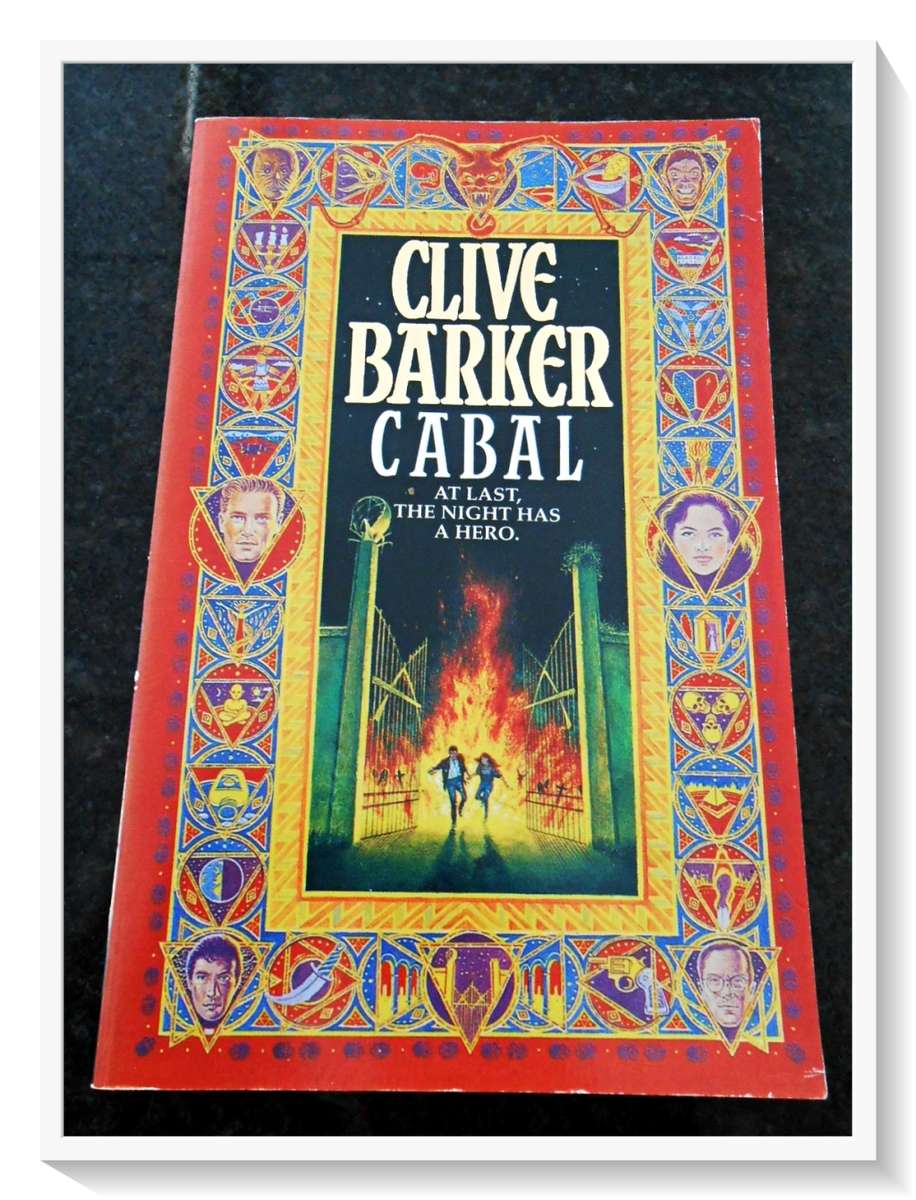 Cabal by CLIVE BARKER - A FONTANA Paperback - 1989 - Condition: B+ to A (Excellent)