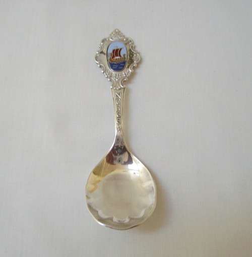 VINTAGE NORWEGIAN SILVER PLATED NORGE SOUVENIR SUGAR SPOON
