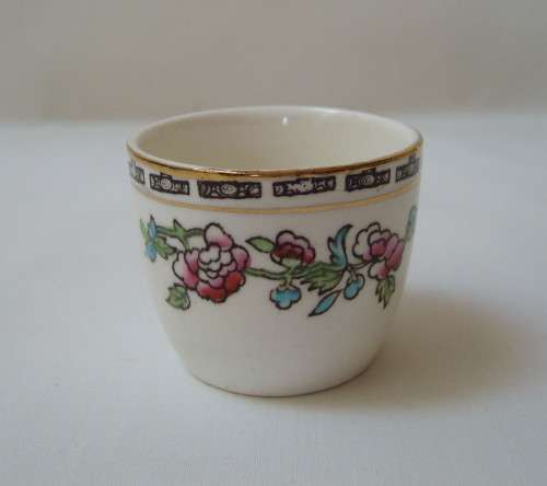 VINTAGE ALFRED MEAKIN 'INDIAN TREE' EGG CUP