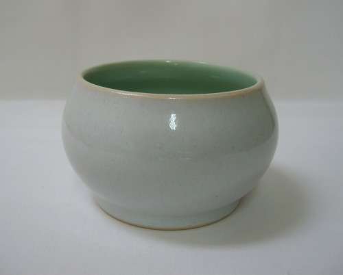 VINTAGE LANGLEY STONEWARE 1/4 PINT SMALL BOWL c1931-1962