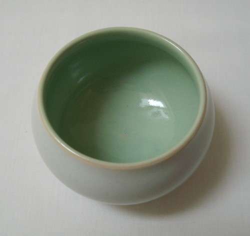 VINTAGE LANGLEY STONEWARE 1/4 PINT SMALL BOWL c1931-1962